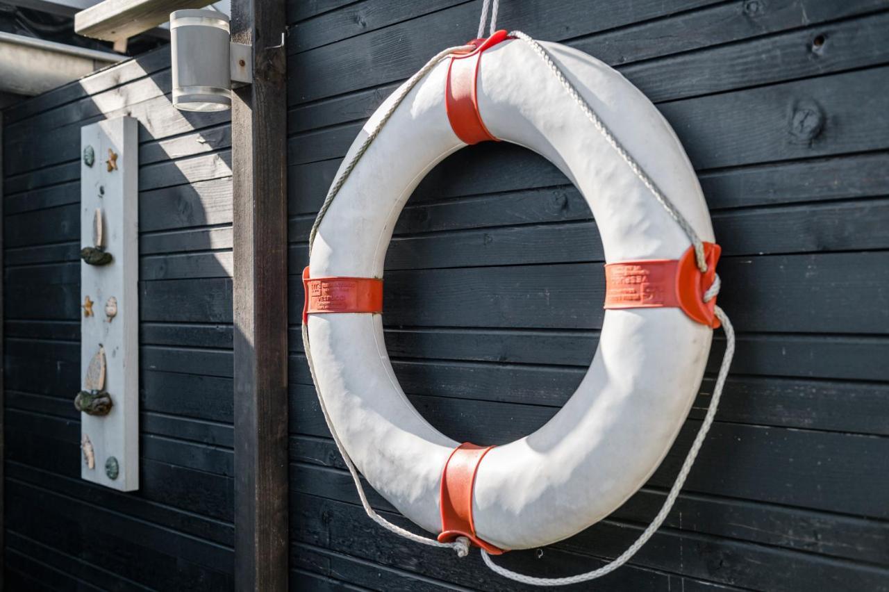Strandhuis De Zeeparel Met Hottub Petten Bagian luar foto